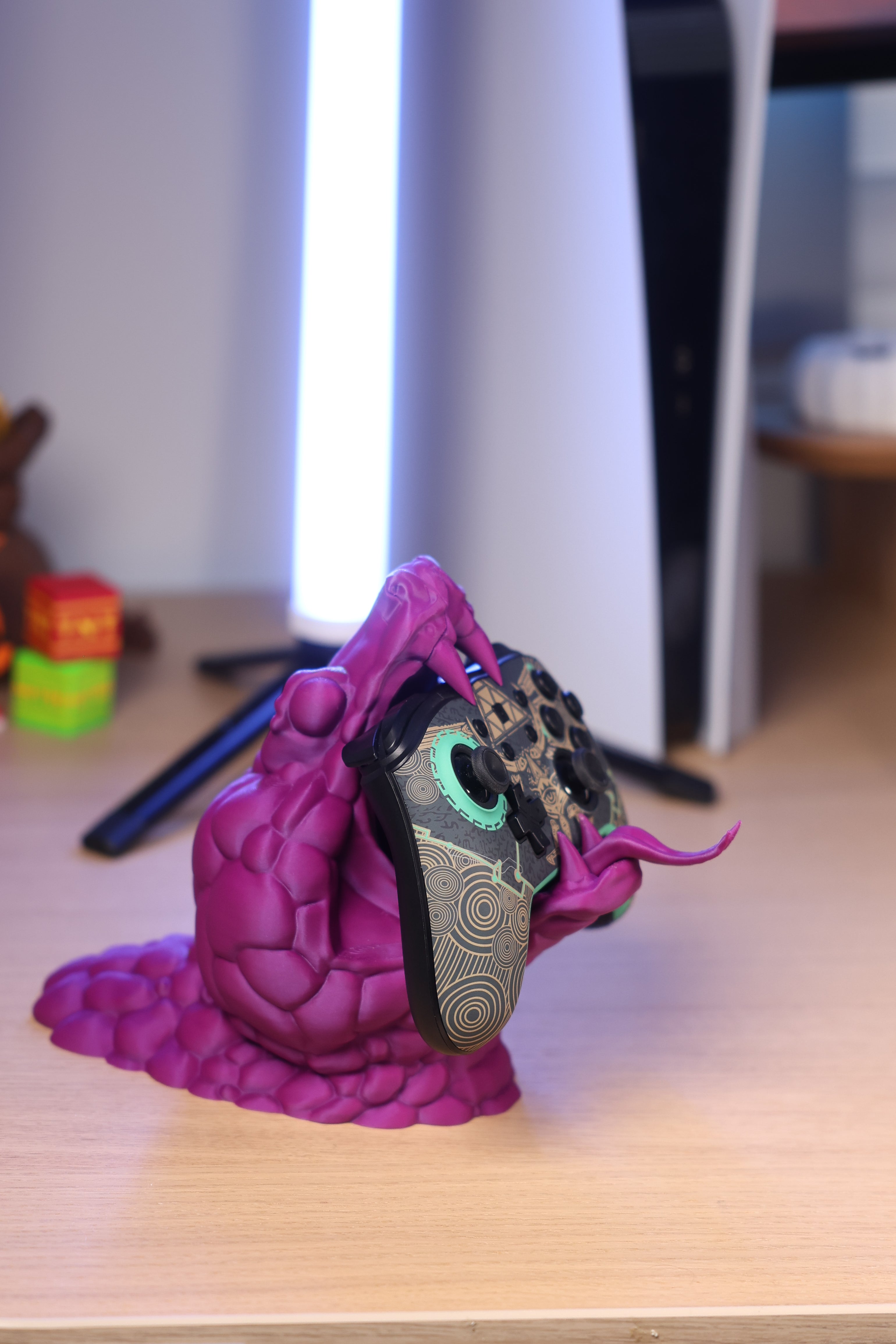 Snake Controller Stand